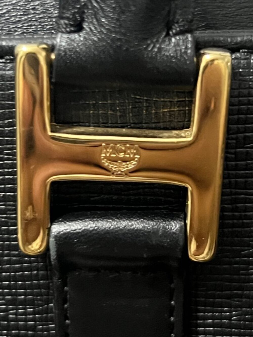MCM Black Leather Small Bucket Bag With Gold Hardware & Logo Accents - Picture 6 of 9